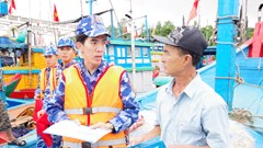 Đẩy mạnh tuyên truyền chống khai thác IUU cho ngư dân