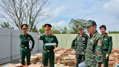 Sẵn sàng bắn pháo hoa đón giao thừa Tết Bính Ngọ 2026