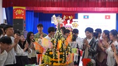 Ấm áp Lễ hội Bunpimay của sinh viên Lào tại Quảng Ngãi