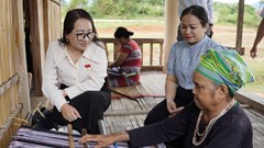 Khảo sát công tác bảo tồn bản sắc văn hóa đồng bào Hrê tại xã Ba Động