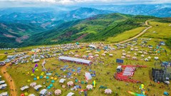Bùi Hui “chạm mây”, đánh thức khát vọng tương lai