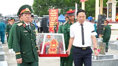Truy điệu, an táng 5 hài cốt liệt sĩ vừa được quy tập tại Gò Tràm