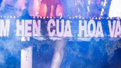 Bộ sưu tập “Hoa trong em” khoe sắc hoa Đà Lạt