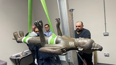 Cổ vật quý hiếm Tượng đồng Nữ thần Durga từ Vương quốc Anh về Việt Nam