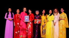 Mong muốn lan tỏa hình ảnh áo dài Việt Nam khắp năm châu