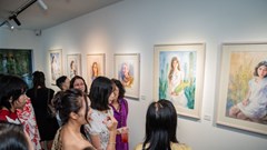 Lắng nghe câu chuyện cuộc đời trong thế giới hội họa Nguyễn Thu Hà