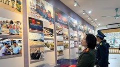 Hơn 400 hình ảnh, hiện vật đặc biệt về “Những cánh bay giữ trời Tổ quốc“