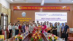 4 giáo viên Quảng Trị tình nguyện sang Lào giảng dạy tiếng Việt