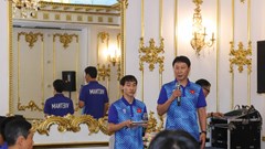 Toàn đội cùng nhau cố gắng để chiến thắng trong trận gặp Philippines và Iraq