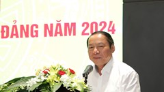 Cán bộ, đảng viên cần phải rèn luyện hơn nữa chuẩn mực đạo đức