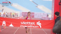 Nguyễn Thị Oanh phá kỷ lục quốc gia tại Viettel Marathon Hà Nội 2024