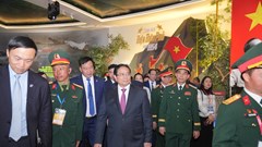 Trưng bày thành tựu xây dựng lực lượng vũ trang nhân dân, xây dựng nền quốc phòng toàn dân