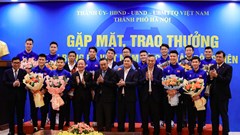 Bầu Hiển thưởng 4,4 tỉ đồng cho cầu thủ Hà Nội sau chức vô địch ASEAN Cup 2024