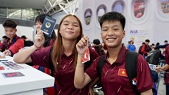 U17 nữ Việt Nam đặt chân tới Đức, bắt đầu chương trình “Giấc mơ Bundesliga“