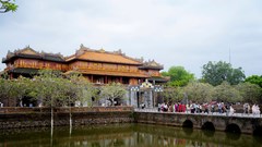 Từ thực thi chính sách đến hoàn thiện thể chế