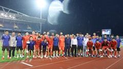 Thứ trưởng Hoàng Đạo Cương thăm, động viên ĐT Việt Nam trước chung kết Thái Lan