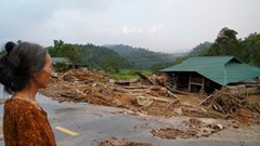 Hơn 4 tỉ đồng tiếp sức người dân Yên Nhân, Bát Mọt sau bão lũ