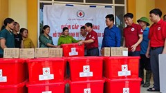 Màu áo đỏ nơi gian khó: Ở đâu cần, ở đó có Chữ thập đỏ