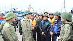Lãnh đạo tỉnh Thanh Hoá trực tiếp kiểm tra, chỉ đạo ứng phó bão số 10