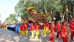 Dâng hương tưởng niệm Anh hùng dân tộc Lê Lợi và Trung Túc Vương Lê Lai 