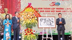 Phó Thủ tướng Lê Thành Long dự Lễ kỷ niệm 50 năm Trường THPT Hàm Rồng