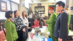 Giao dịch 5.000 tỉ, nộp thuế 10 triệu/tháng, Giám đốc công ty vàng Kim Chung bị bắt