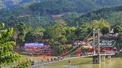 Bản Mạ - nhịp sống mới bên dòng sông Chu