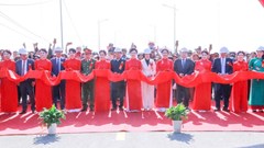 Thông xe cầu Cẩm Vân - giải tỏa điểm nghẽn giao thông vùng ven sông Thanh Hoá