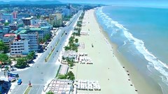 Sầm Sơn bội thu du lịch, hút 8,8 triệu lượt khách trong năm 2025