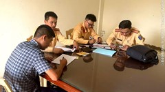 Gắn biển số “ảo”, vượt ẩu trên phố: Bị đề xuất phạt hơn 50 triệu đồng