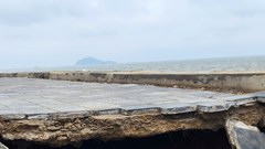 Thanh Hóa khẩn trương tìm nguyên nhân kè biển Hải Tiến sụt lún sau loạt bão lớn