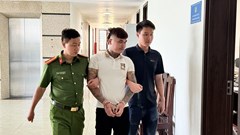 Truy bắt nóng đối tượng truy nã từ Campuchia