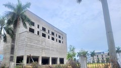 Nhiều tồn tại, vi phạm tại dự án bãi đỗ xe, trung tâm thương mại Sầm Sơn