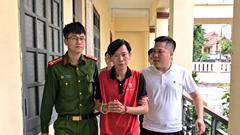 Sau hơn 5 năm trốn truy nã, nghi phạm chém vợ và mẹ vợ sa lưới