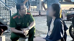 Phút căng thẳng trên cầu Cống Lèn, công an kịp thời can thiệp