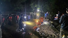 Lũ diễn biến phức tạp, Thanh Hóa khẩn trương gia cố điểm xung yếu trong đêm