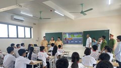 Đưa thông điệp an toàn giao thông lên màn hình số