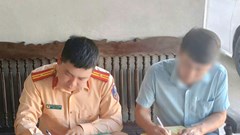 Vượt đèn đỏ, đi ngược chiều, hai tài xế ở Thanh Hóa đối diện mức phạt tới 20 triệu đồng