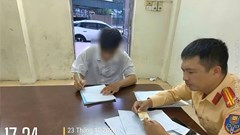 Bốc đầu xe máy, nam sinh 16 tuổi bị đề nghị phạt 9,25 triệu đồng, tịch thu xe