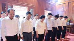 Phó Thủ tướng Phạm Thị Thanh Trà dâng hương tưởng niệm Đại tướng Võ Nguyên Giáp