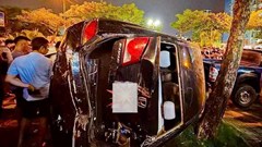 Tạm giữ hình sự đối tượng uống rượu lái ô tô gây tai nạn liên hoàn tại Dương Nội (Hà Nội)