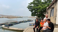 Cuộc đoàn tụ gia đình, cha con gặp nhau sau 43 năm thất lạc
