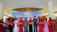 Trưng bày 103 bức ảnh Đại tướng Võ Nguyên Giáp với Điện Biên Phủ