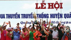 Tưng bừng lễ hội đua thuyền truyền thống trên sông Nhật Lệ mừng Tết Độc lập