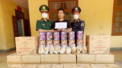 Bắt giữ tài xế vận chuyển trái phép nửa tấn pháo hoa qua cửa khẩu