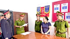 Khởi tố nữ kế toán liên quan đến mua bán 700 hoá đơn 