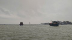 Tìm kiếm tàu cá và 2 ngư dân sau 9 ngày mất liên lạc trên biển