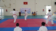 Lan toả phong trào tập luyện võ Karate trong trường học