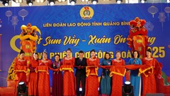 Chương trình ‘Tết sum vầy - Xuân ơn Đảng’ hỗ trợ người lao động gần 4,5 tỉ đồng