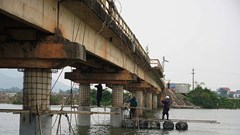 Chi 40 tỉ đồng để xây mới cầu sông Thai